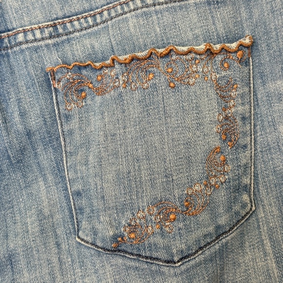 Paper Denim & Cloth Brigette Floral Pocket Stitching Flared Boho Bootcut Jeans - Picture 4 of 12